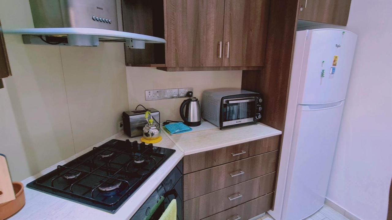 Stay Garden Flat Larnaca Ngoại thất bức ảnh
