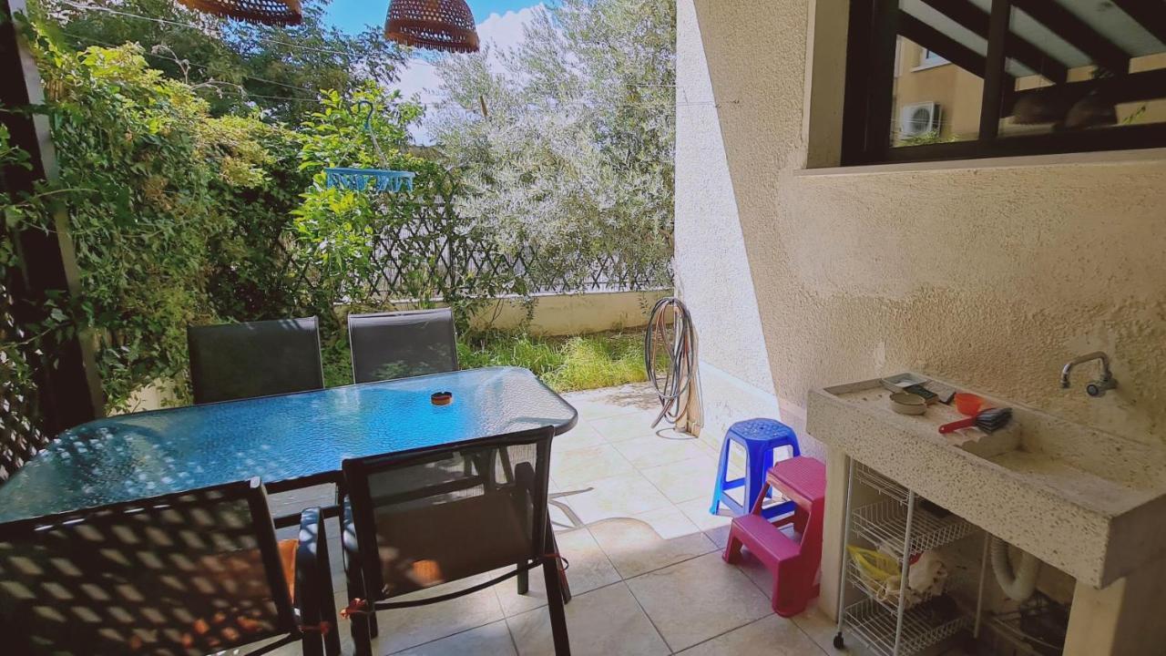 Stay Garden Flat Larnaca Ngoại thất bức ảnh
