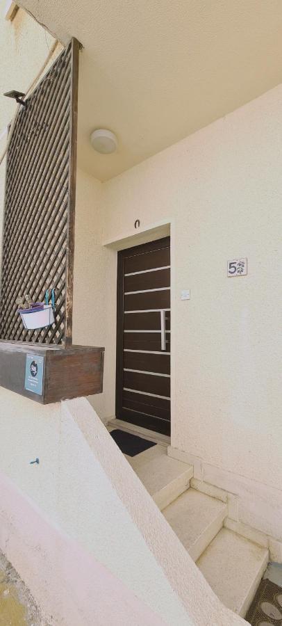 Stay Garden Flat Larnaca Ngoại thất bức ảnh