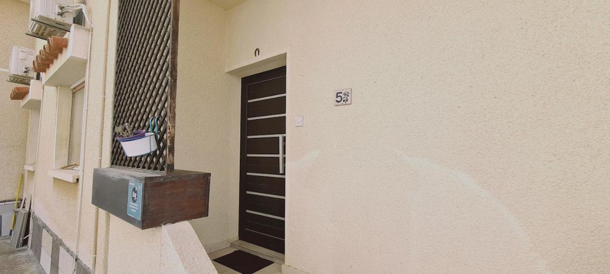 Stay Garden Flat Larnaca Ngoại thất bức ảnh