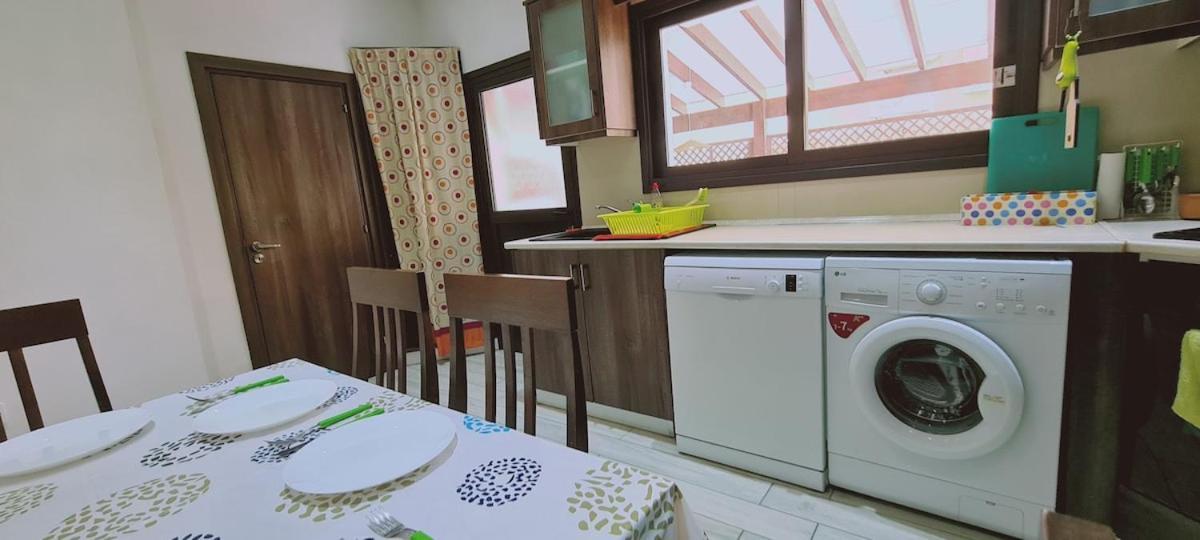 Stay Garden Flat Larnaca Ngoại thất bức ảnh